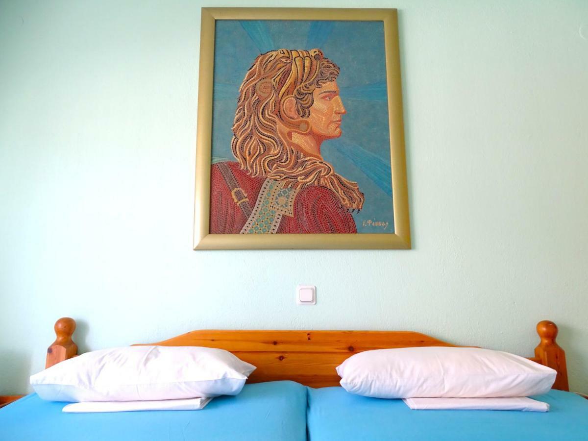 Socrates Apartments Olympiaki Akti Bagian luar foto